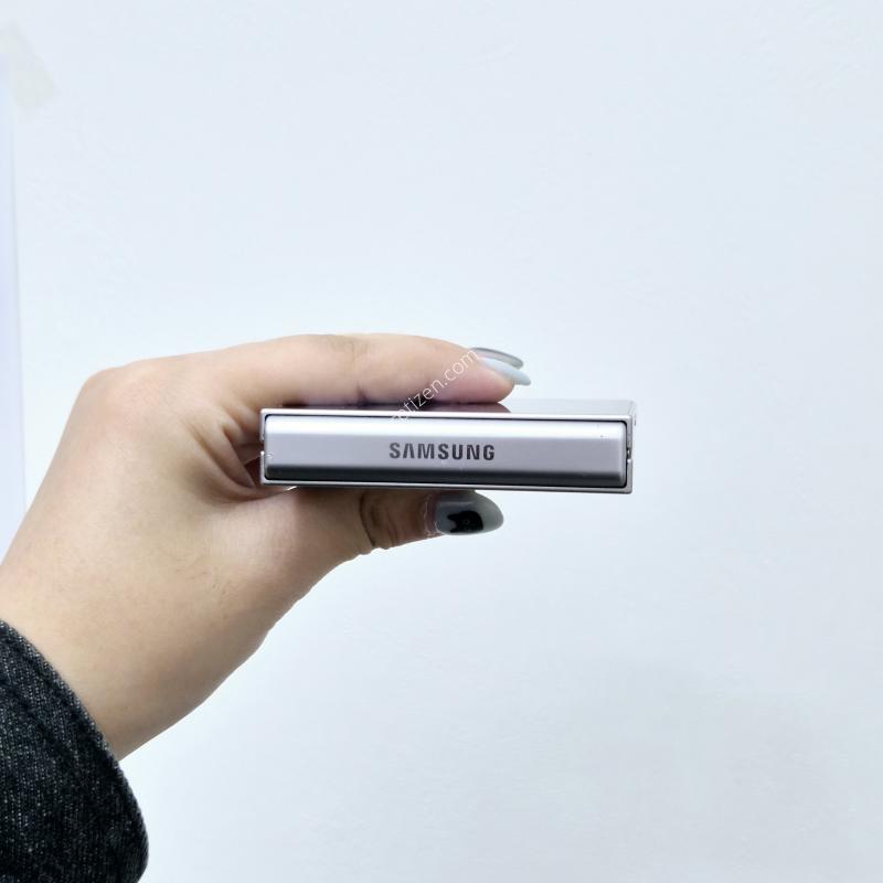 갤럭시Z플립6 실버 256GB