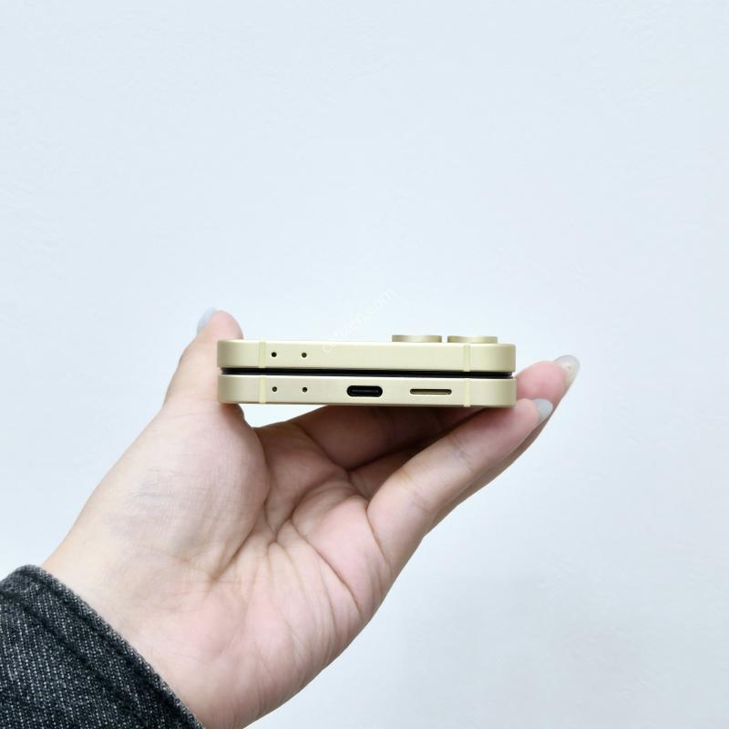 갤럭시Z플립6 256GB 옐로우