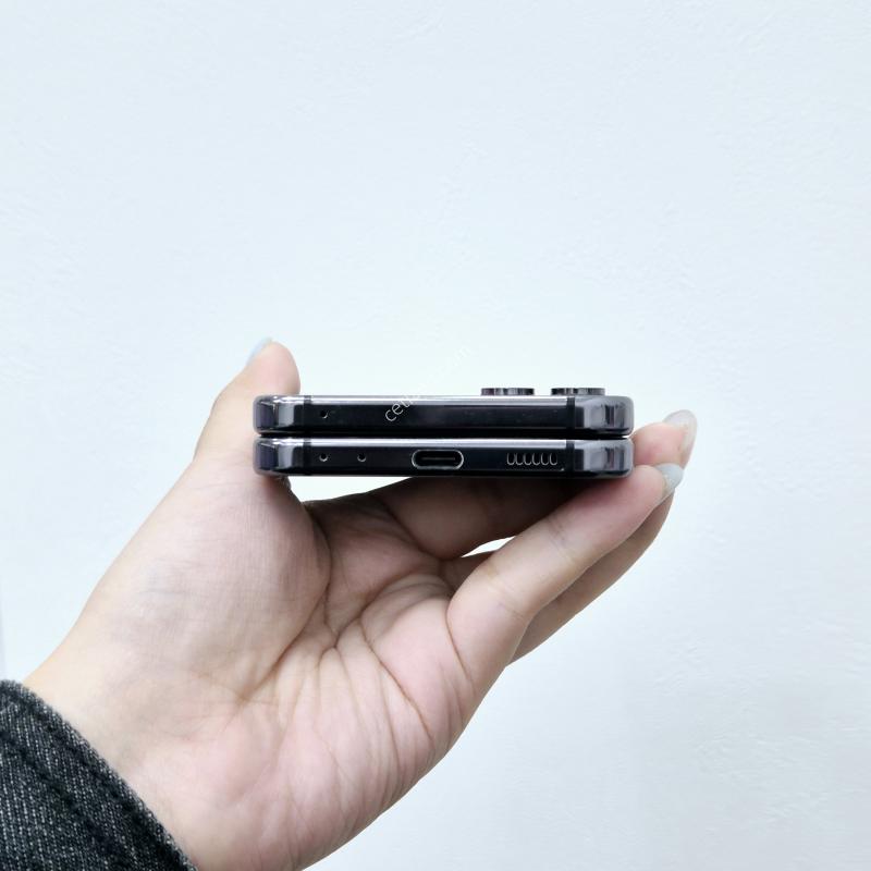 갤럭시Z플립5 그라파이트 512GB