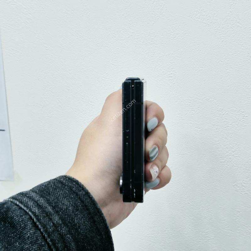 갤럭시Z플립7 블랙 256GB