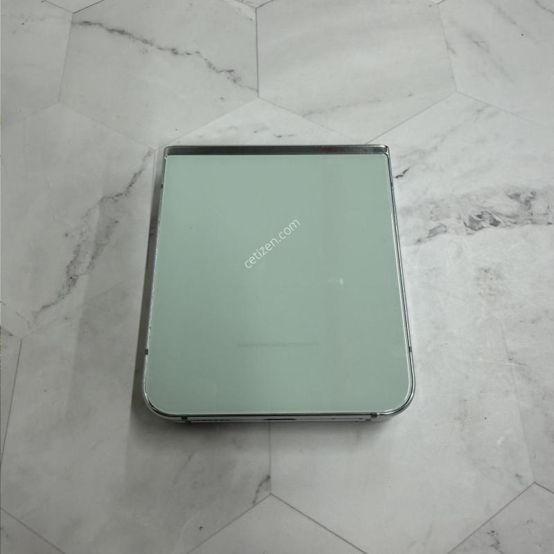 [작은흑점] 갤럭시플립5 민트 256GB
