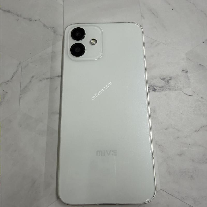 마이브 시나모롤 화이트 A급 128GB