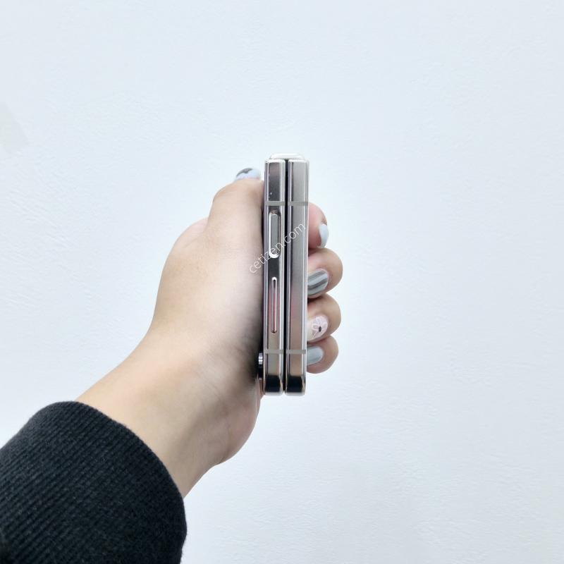 갤럭시Z플립5 크림 256GB