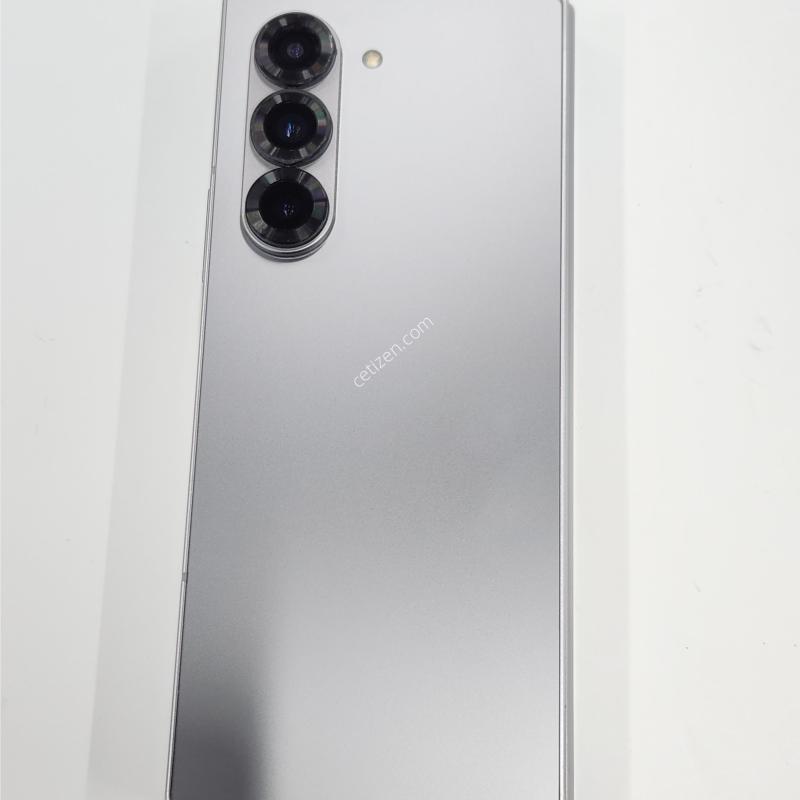 갤럭시Z폴드6 512G 실버 공기계 64192