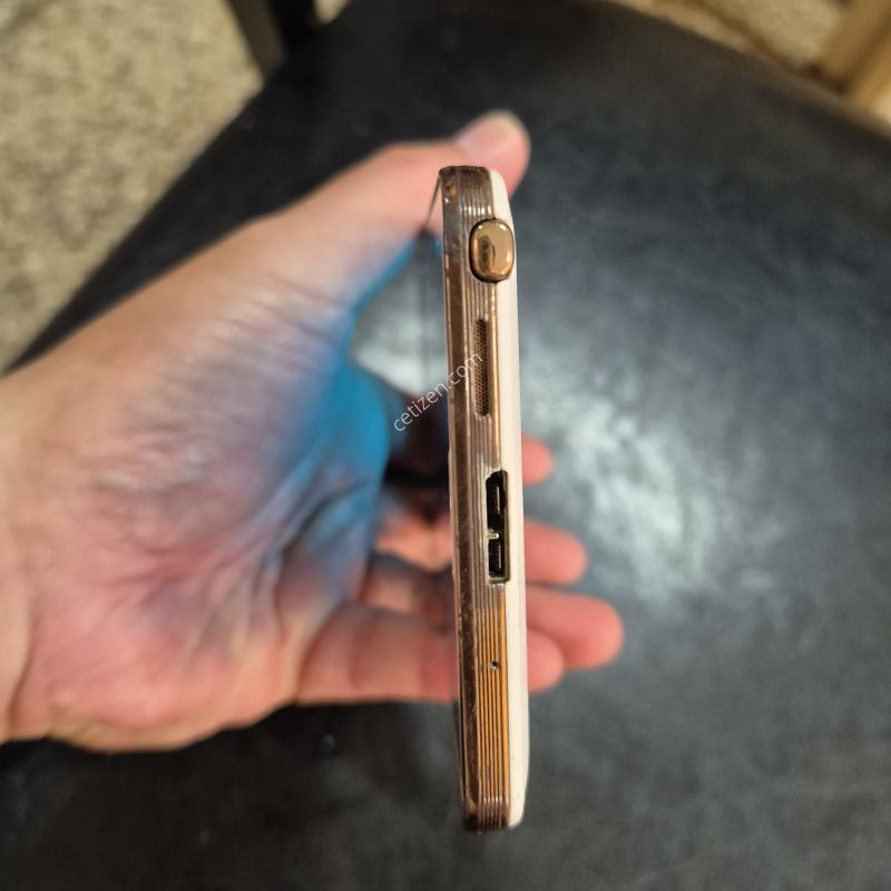 N900s
