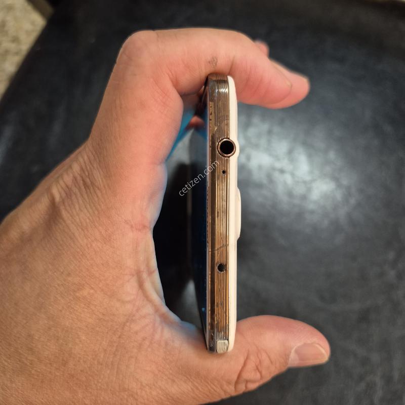 N900s