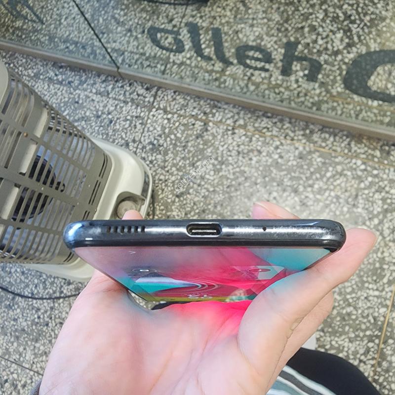 갤럭시퀀텀3 128기가 램8기가 카메라1억화소 깨끗한 공기계^^(잔상.번인없이 깔끔함^^)