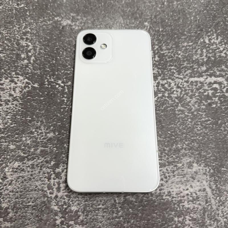 마이브 시나모롤 화이트 SS급 128GB