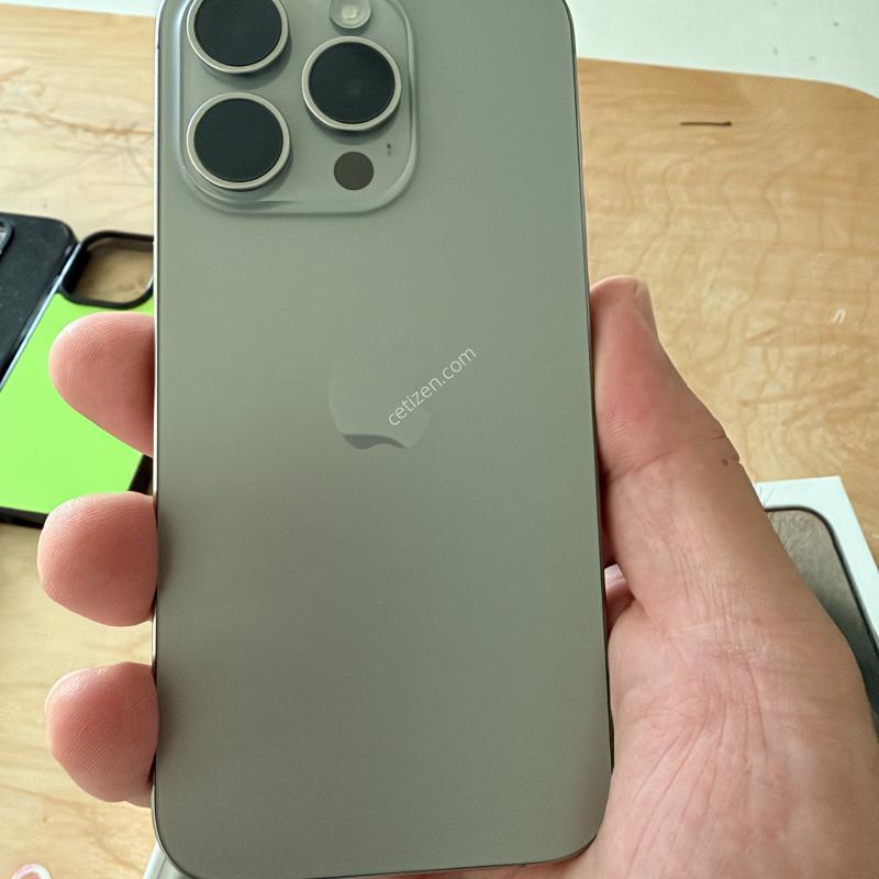 아이폰 15프로 네츄럴티타늄 512GB S급 풀박스