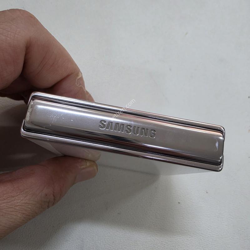 갤럭시 Z플립4 화이트 256GB