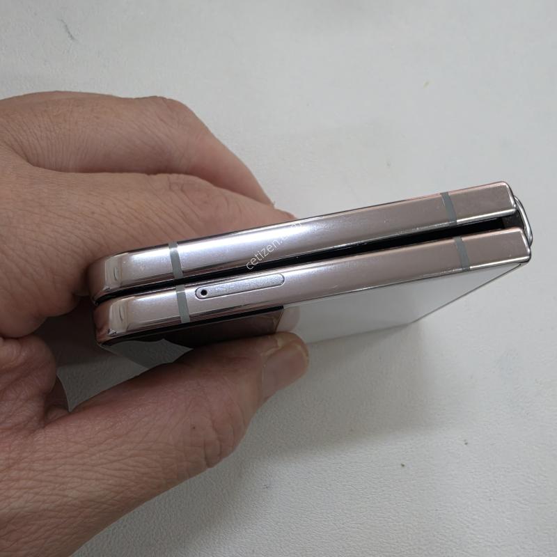 갤럭시 Z플립4 화이트 256GB