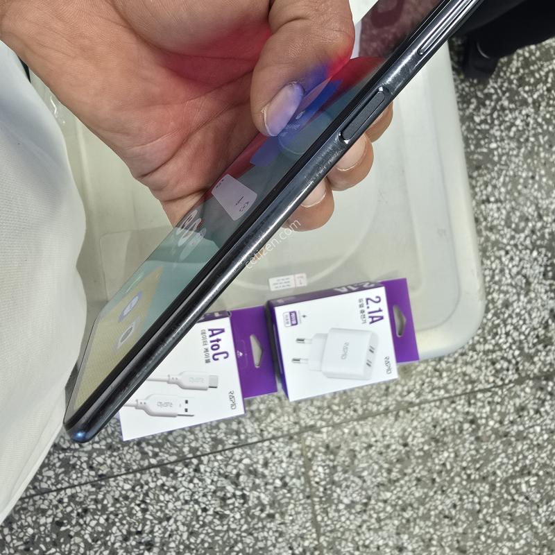 SK 퀀텀3(M536) 128G 블랙 공기계 팝니다