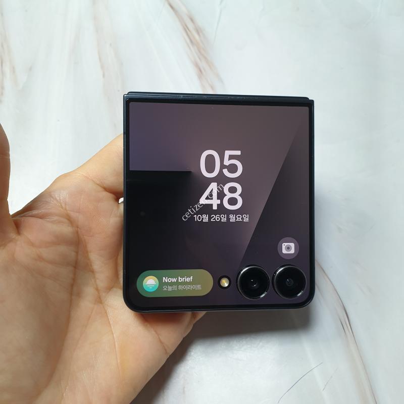LG 갤럭시 Z플립7 5G 블랙 512G S급 판매합니다