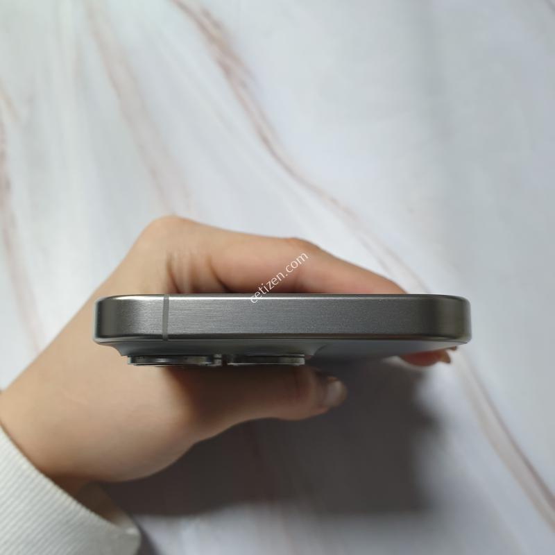 아이폰15프로 네추럴티타늄 256G A급 판매합니다