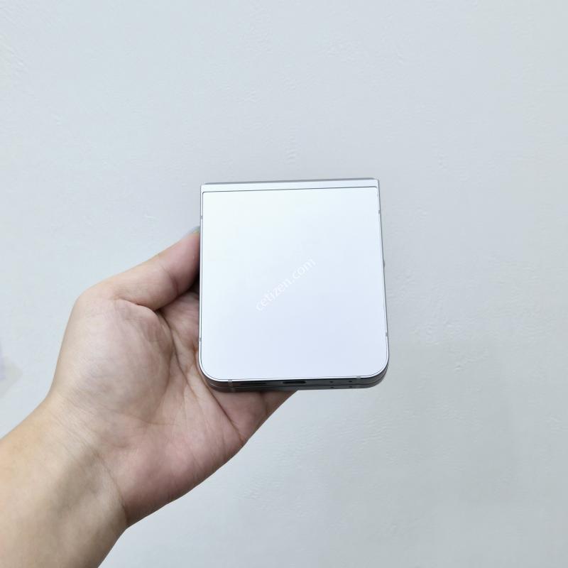 갤럭시Z플립6 실버 256GB