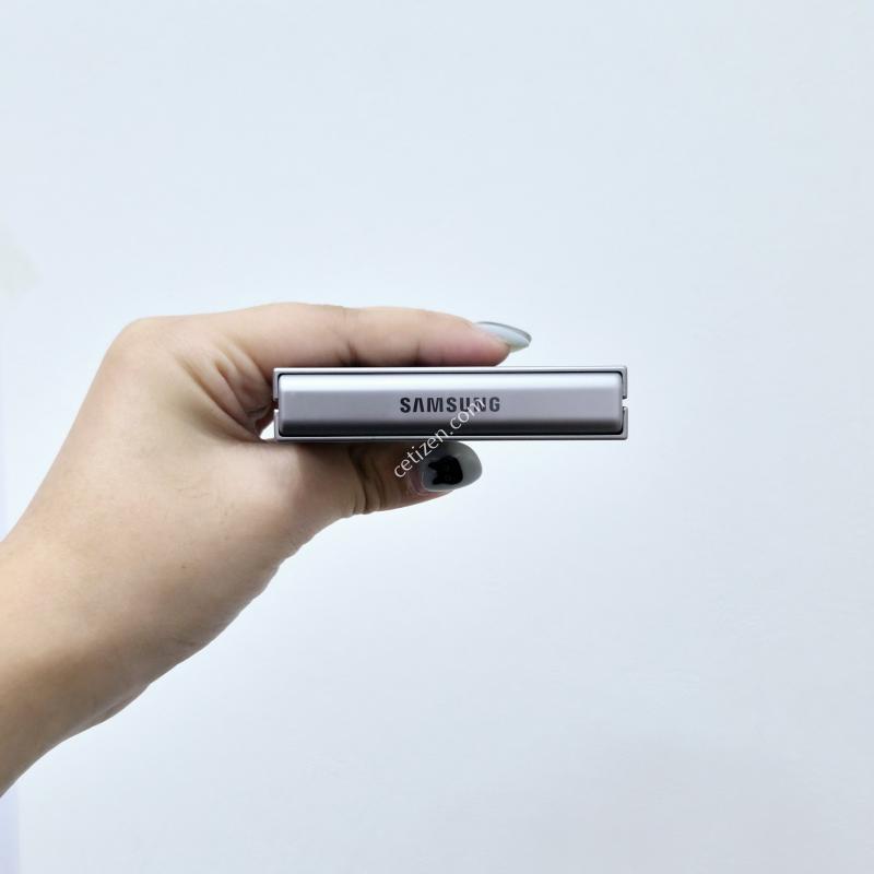 갤럭시Z플립6 실버 256GB