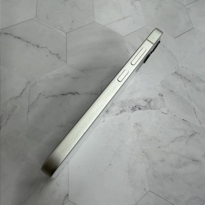 마이브 시나모롤 화이트 A급 128GB