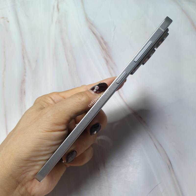 KT 갤럭시 S25엣지 실버 256G S급 판매합니다