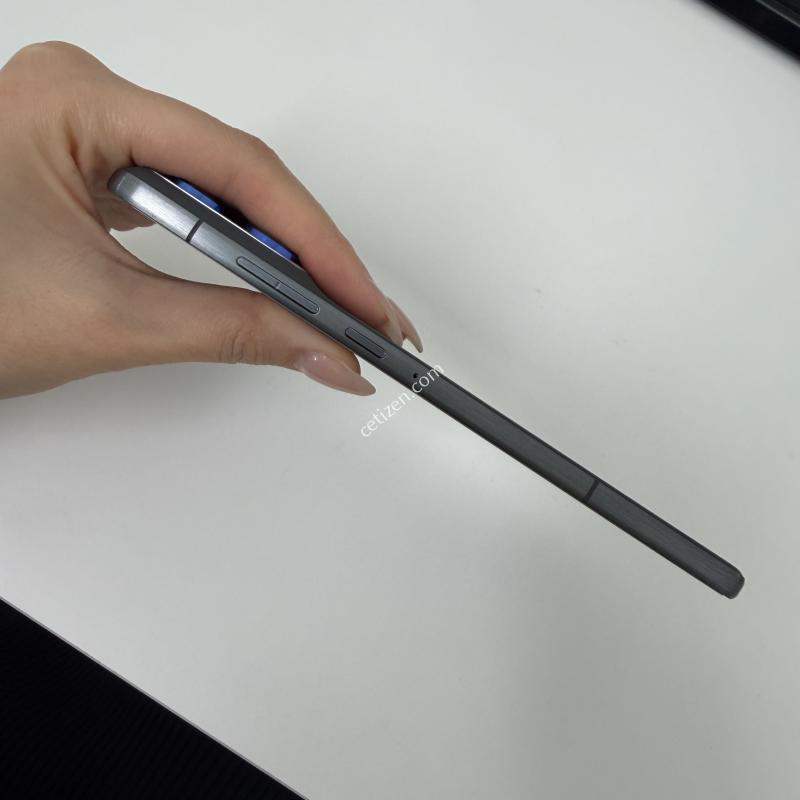 모토로라 엣지 70 블랙 256GB