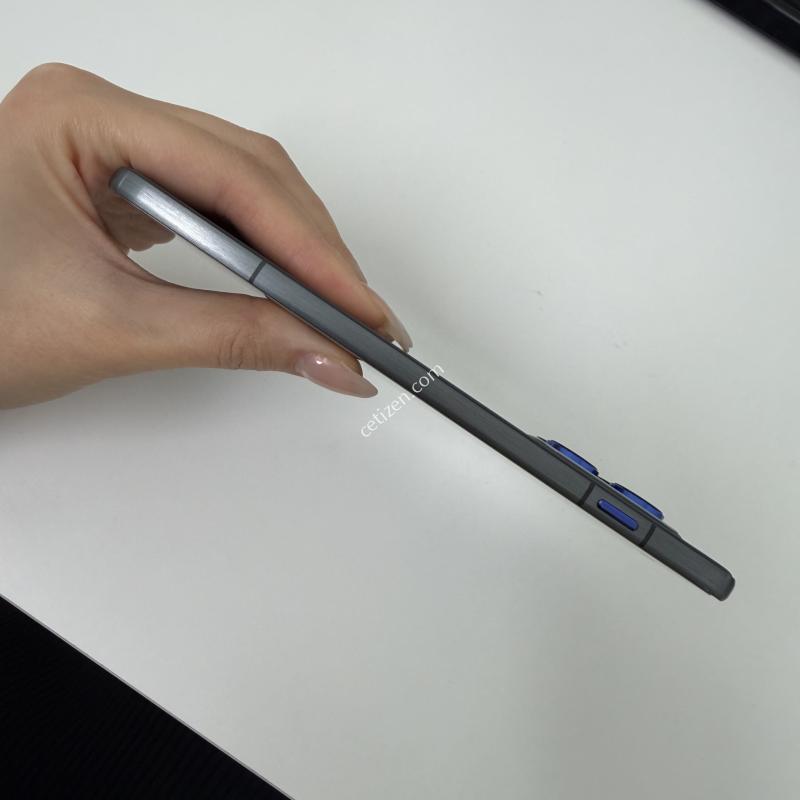 모토로라 엣지 70 블랙 256GB