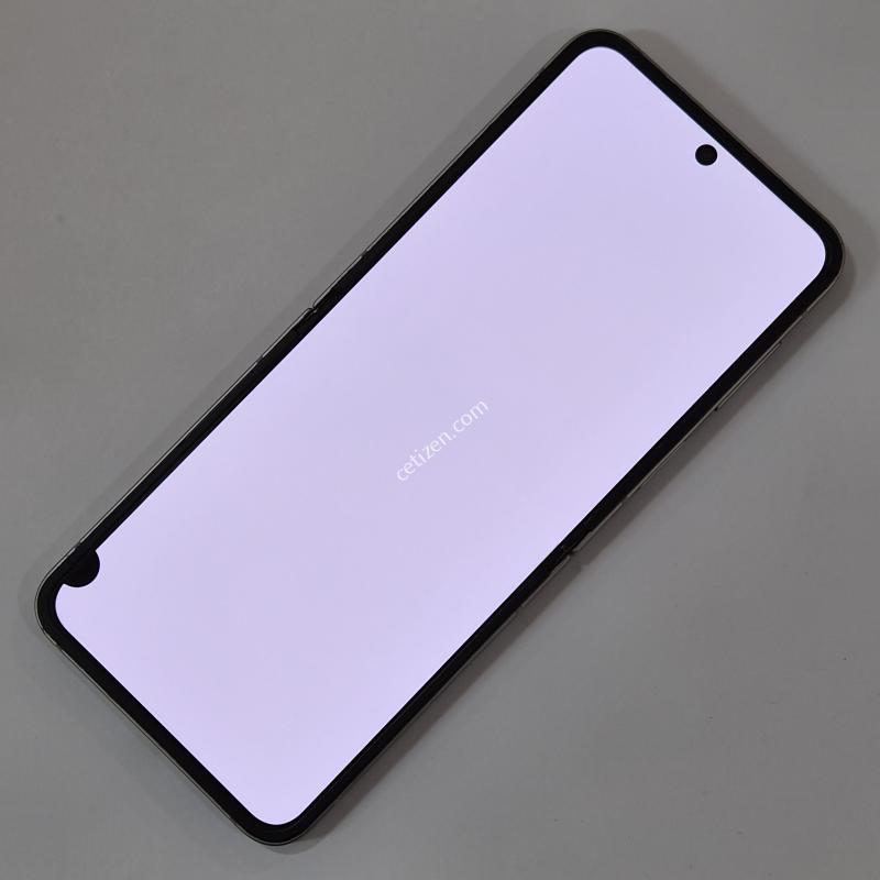 갤럭시 Z플립6 256GB 그레이 80785