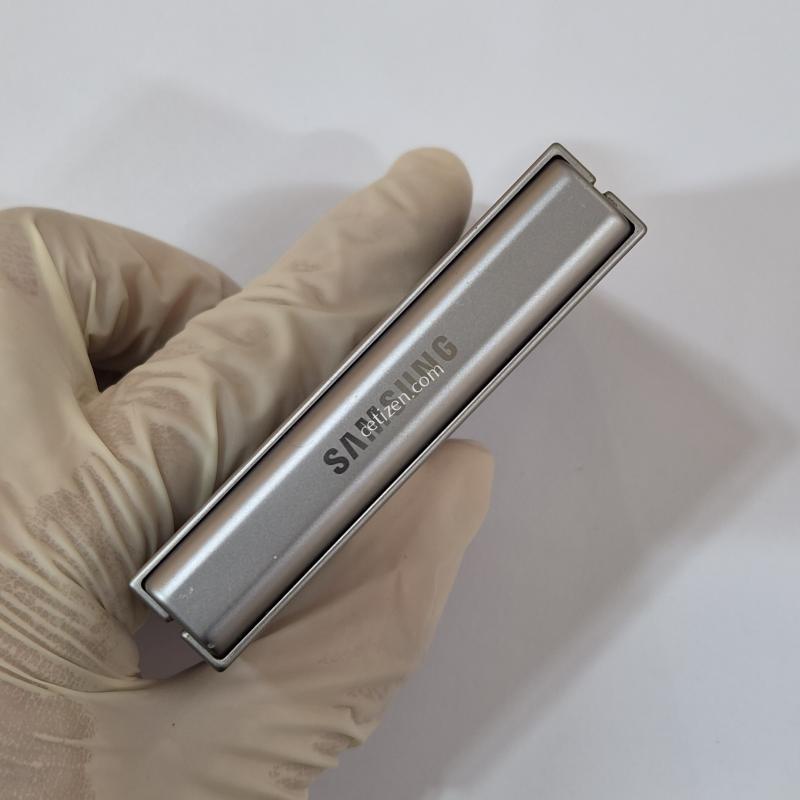 갤럭시 Z플립6 256GB 그레이 80785