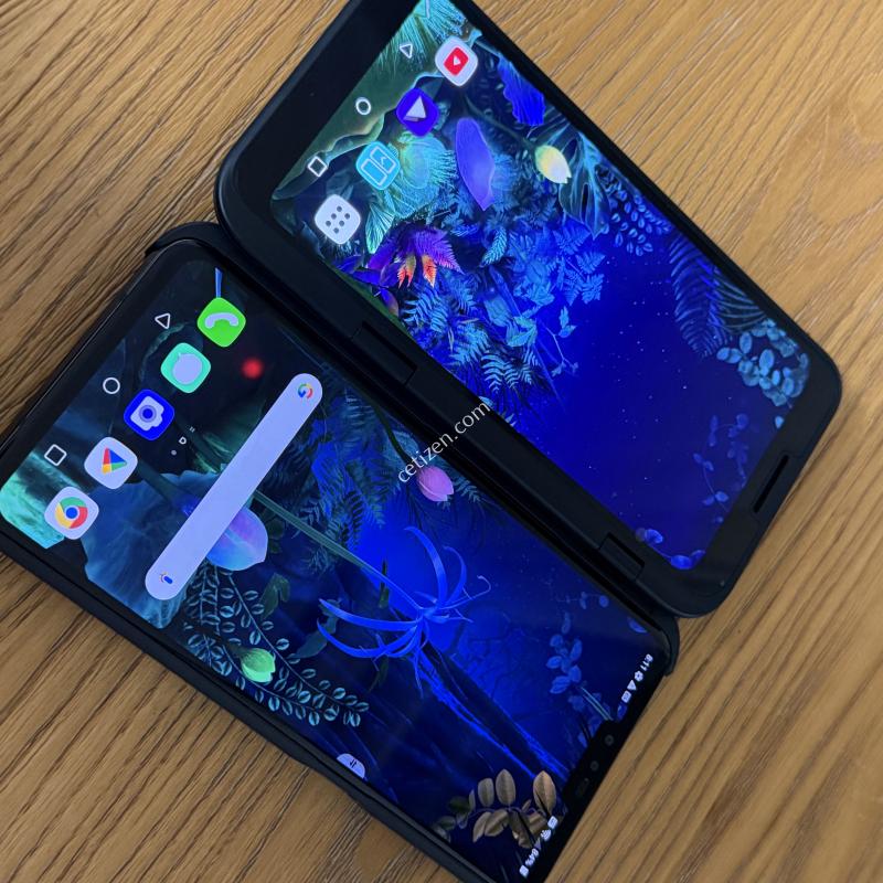 V50 듀얼스크린 128GB