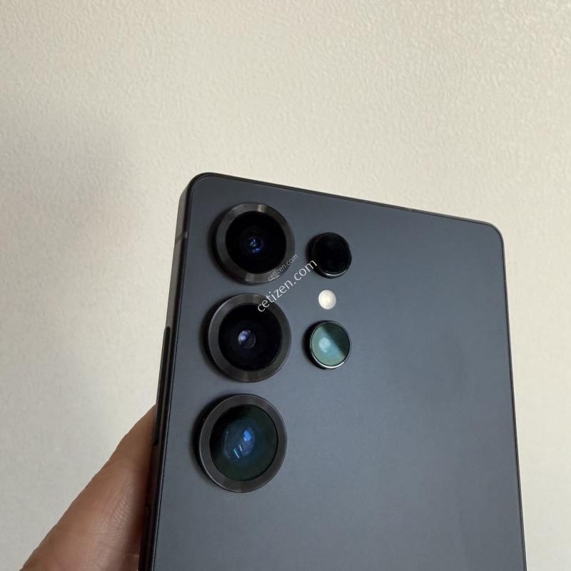 갤럭시S25울트라 1Tb 1테라 새제품급(제트블랙)