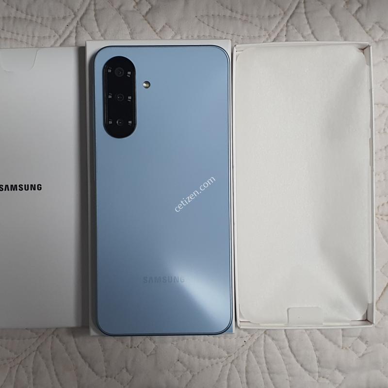 갤럭시A17 라이트블루 128GB 가통급 풀셋 무료배송 SM-A175N