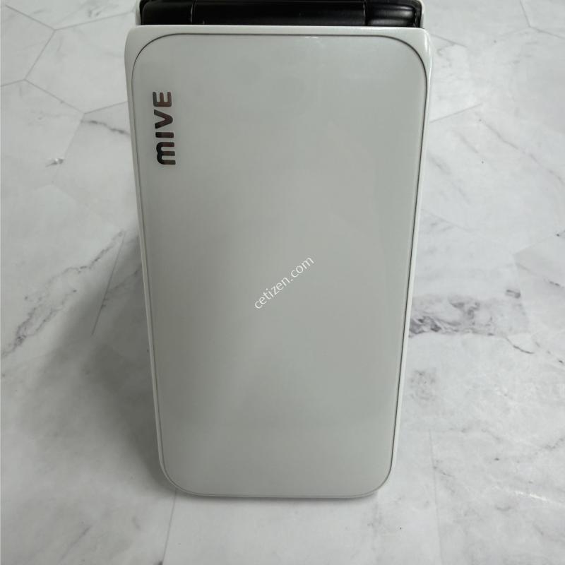 [26년개통] 스타일폴더 화이트 SS급 32GB