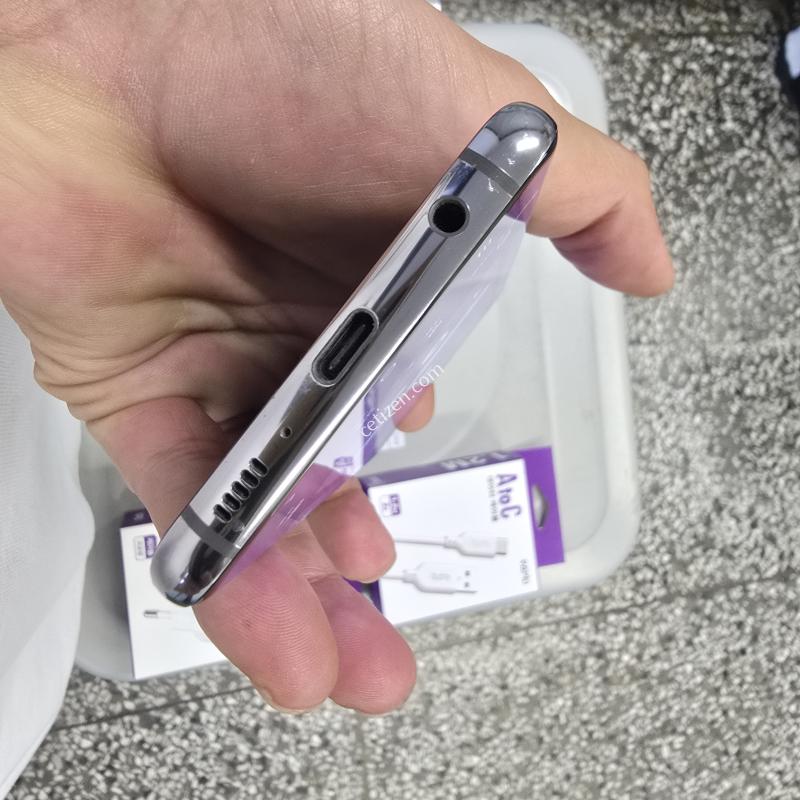 KT S10(G973) 128G 블랙색상 공기계 팝니다