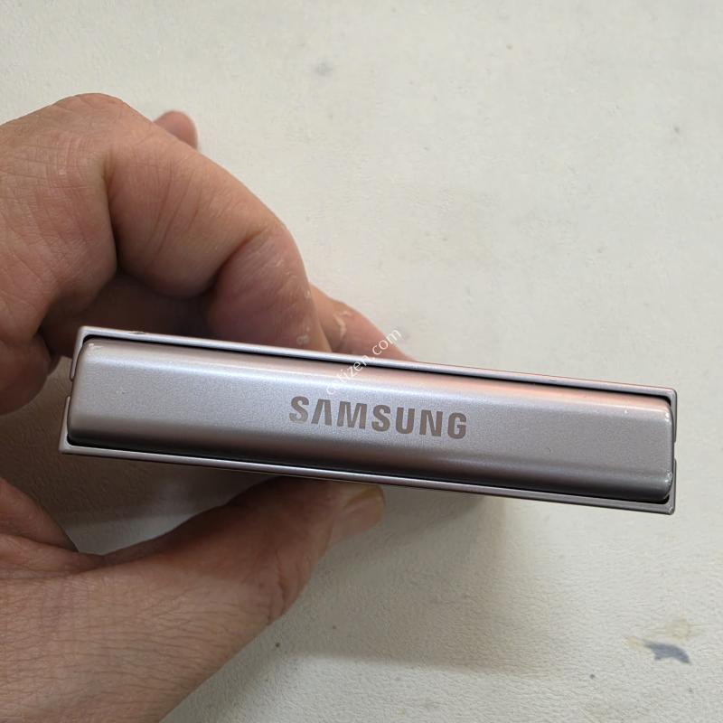 갤럭시 Z플립6 실버 무잔상 A급