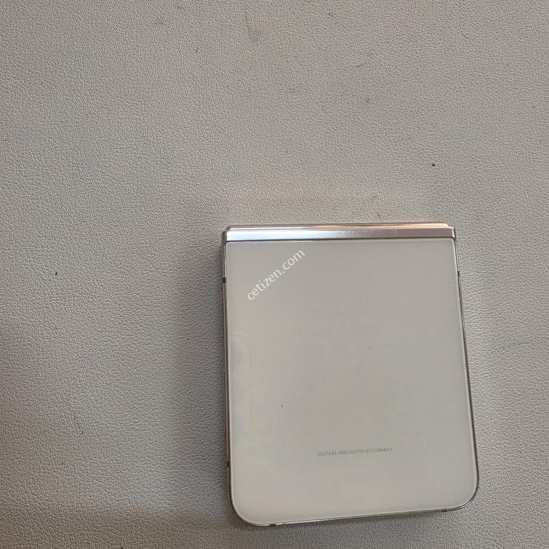 갤럭시 Z플립5 화이트 512GB