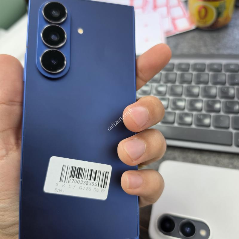 (9001)폴드7 512