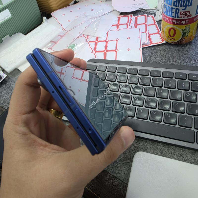 (9001)폴드7 512