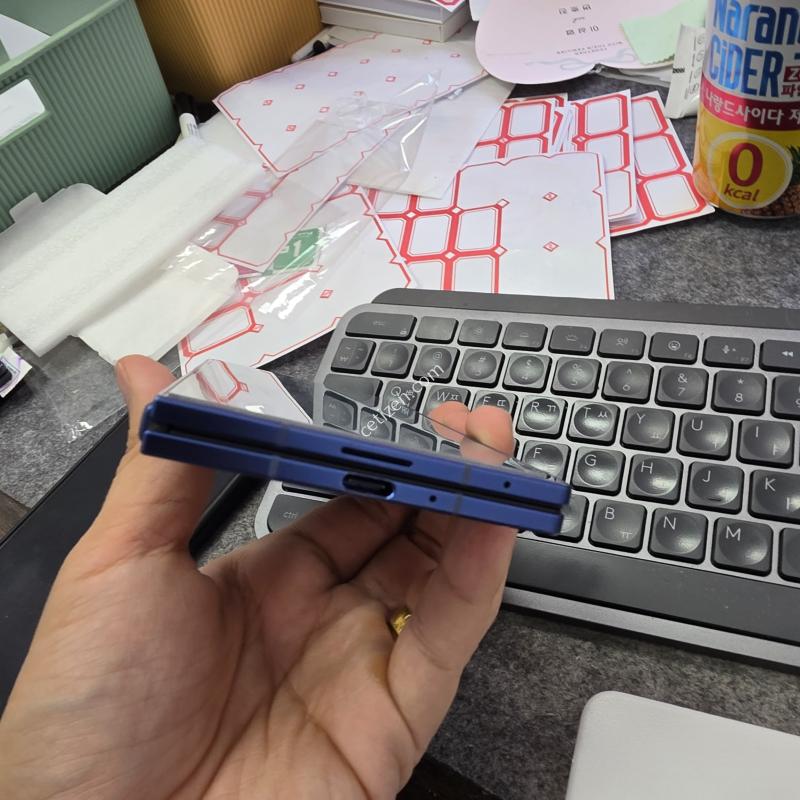 (9001)폴드7 512