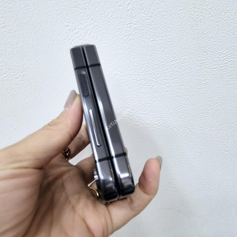 갤럭시Z플립5 그라파이터256GB