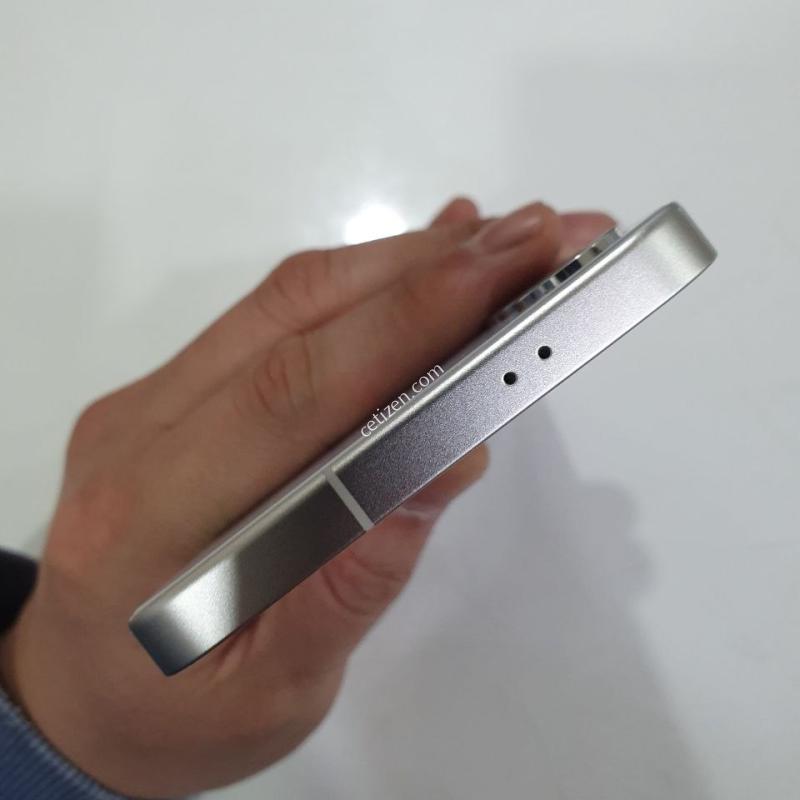 갤럭시 S24 플러스 256G 무잔상 액정무기스 상태굿 중고폰 공기계