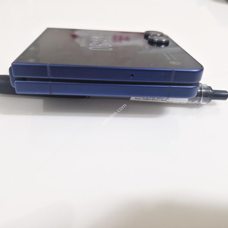 정상해지 실사용10개월 플립7블루512GB 무잔상
