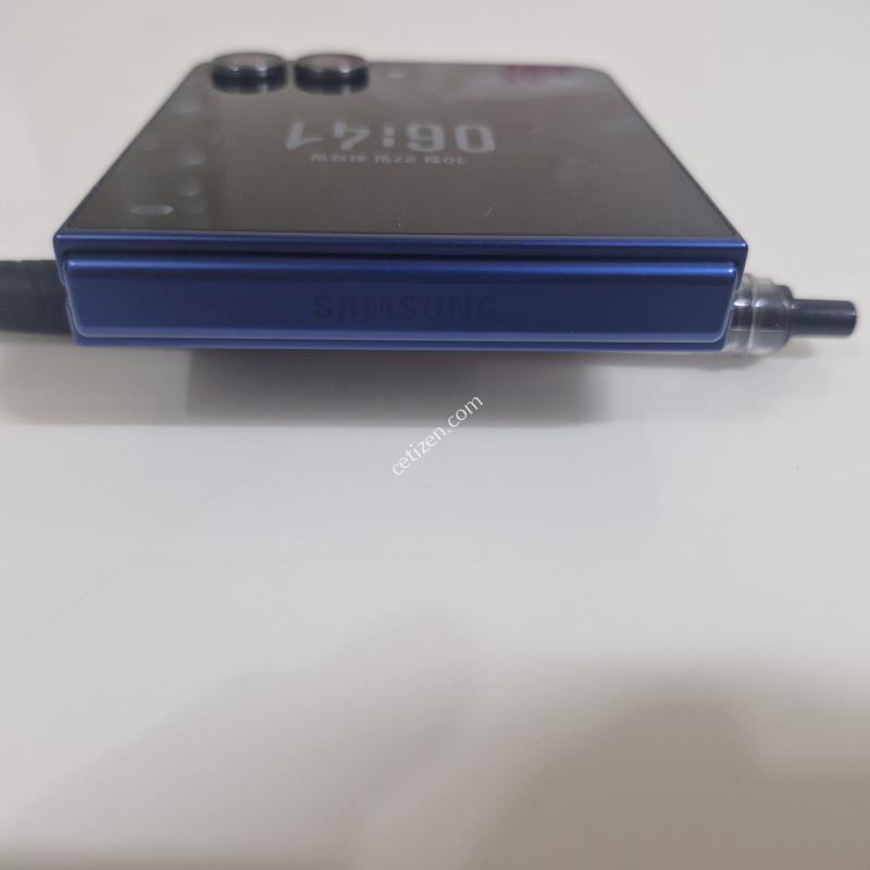 정상해지 실사용10개월 플립7블루512GB 무잔상