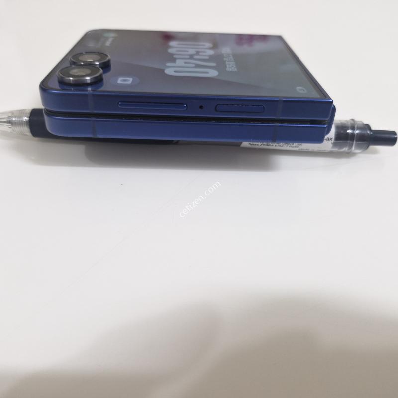 정상해지 실사용10개월 플립7블루512GB 무잔상