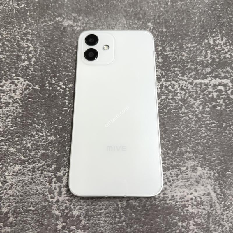 [26년4월 개통 SSSS급] 마이브 시나모롤 화이트 SS급 128GB