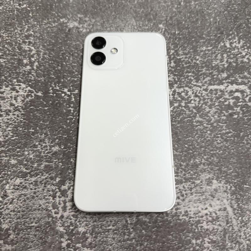 [26년4월 개통 SSSS급] 마이브 시나모롤 화이트 SS급 128GB