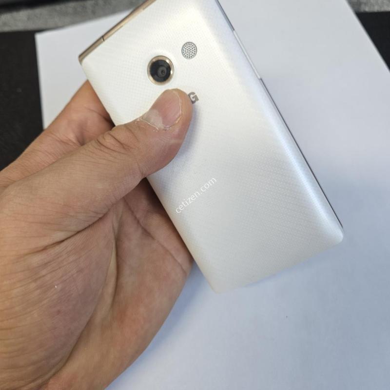 LG폴더폰 T480 판매 중고폰 공신폰 효도폰 학생폰 사용가능