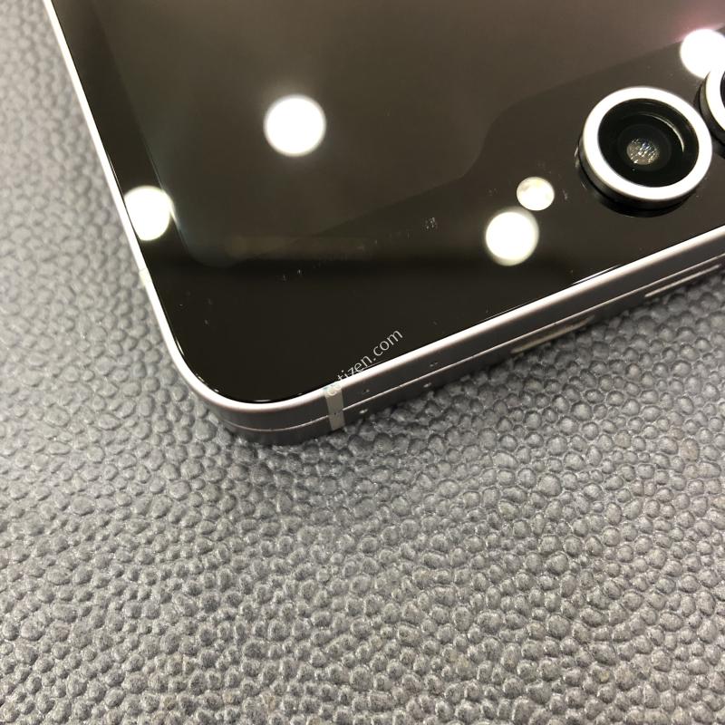 제트플립6 실버 512G,외관 컨디션 좋아요,잔상 없음