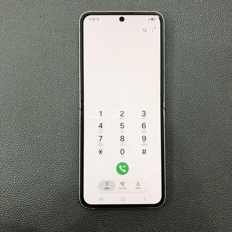 제트플립6 실버 512G,외관 컨디션 좋아요,잔상 없음