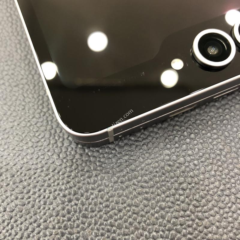 제트플립6 실버 512G,외관 컨디션 좋아요,잔상 없음