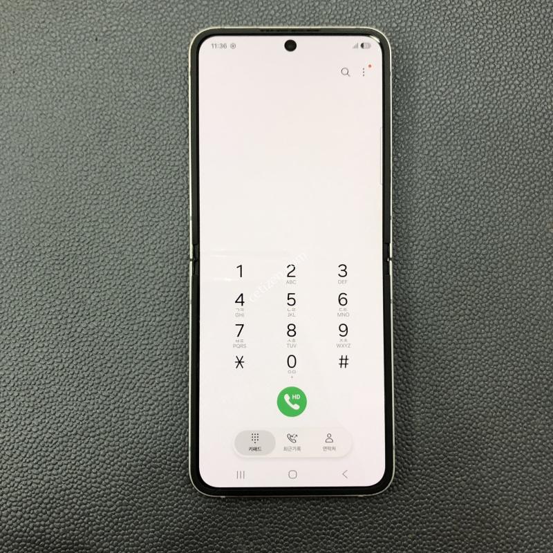 제트플립6 실버 512G,외관 컨디션 좋아요,잔상 없음