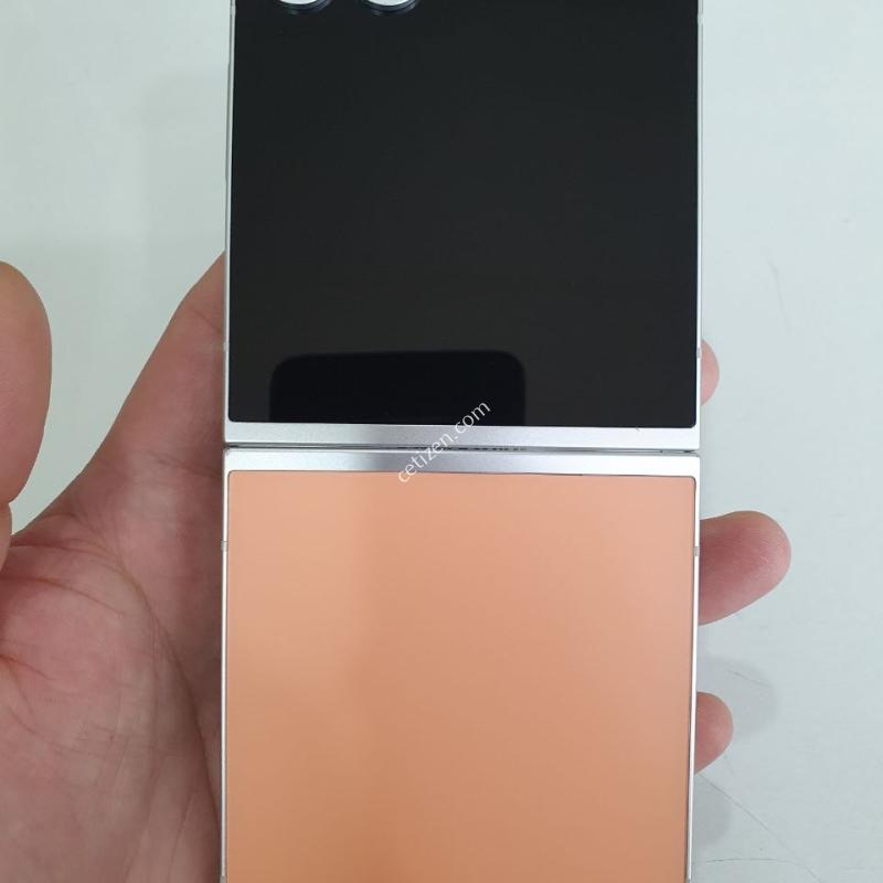 갤럭시 플립6 256G 자급제 무잔상 상태굿 중고폰 공기계