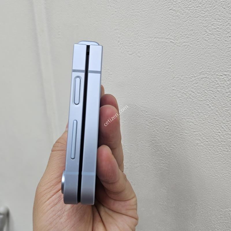갤럭시지플립6 블루